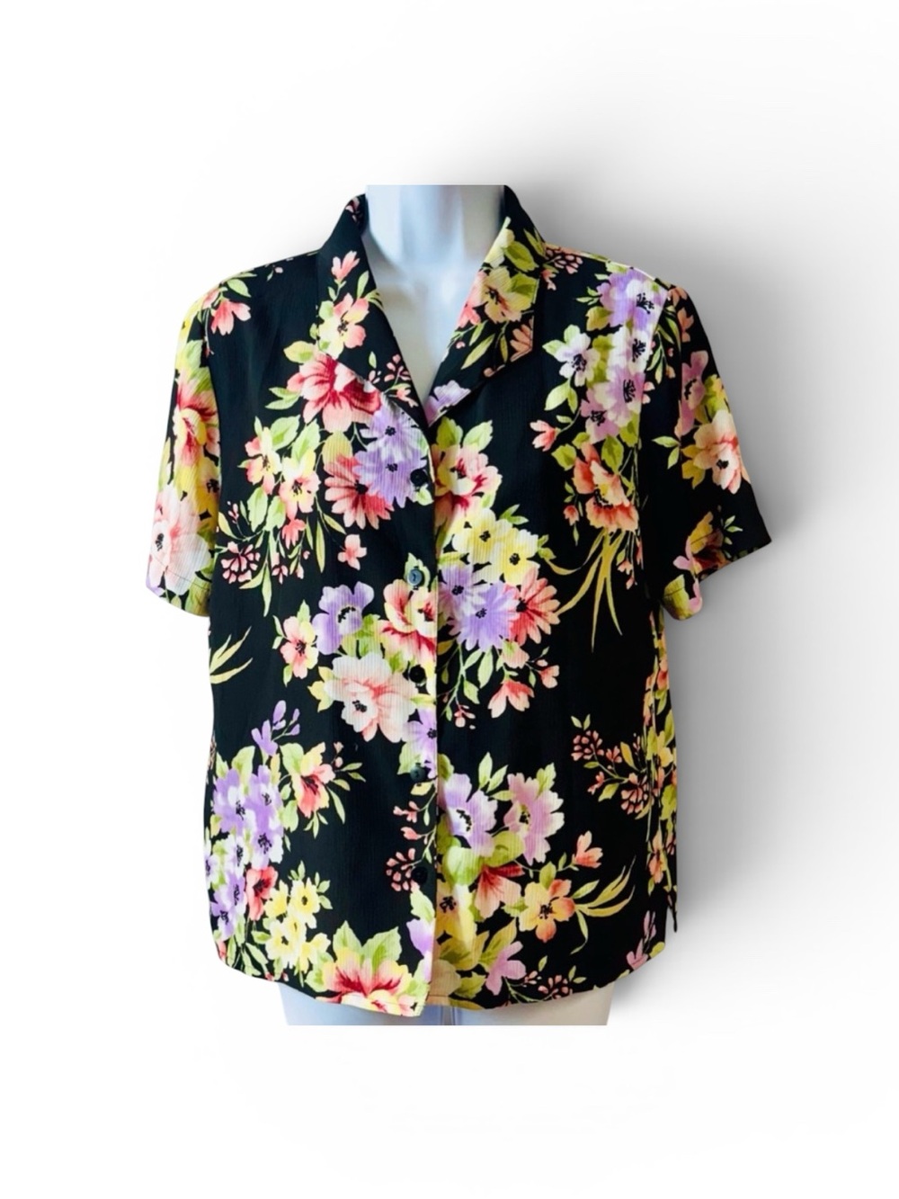 Alfred Dunner Black Button Up Short Sleeve Blouse w/Floral Pattern size 10P